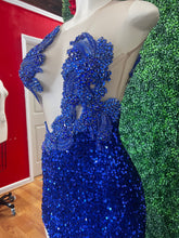 Load image into Gallery viewer, Sample 38
